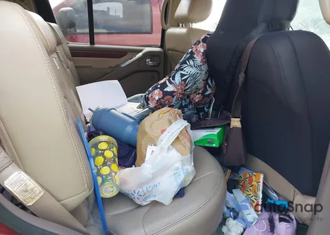 2008 Nissan Pathfinder Le V8 из США, поврежденный, VIN 5N1BR18A88C610171